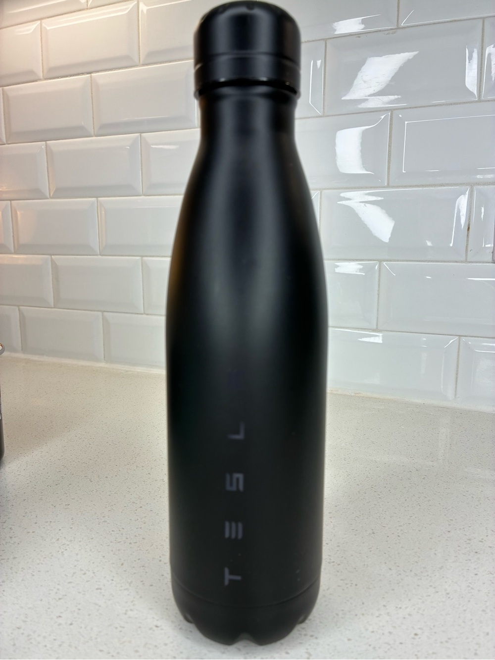 TESLA WaterBottle - exclusive unique Gift only when you purchase a PLAID